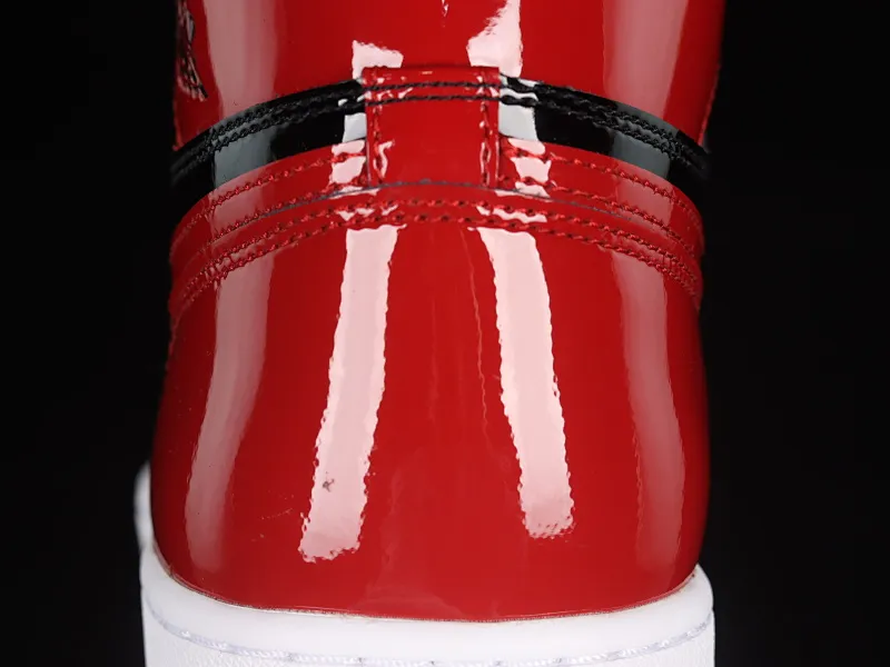 All categories Air Jordan Jordan series basketball shoes Air Jordan 1 High LJR version Air Jordan 1 High OG "Bred Patent" AJ1 Joe 1 patent leather black and red high-top basketball shoes 555088-063
